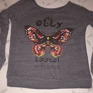 Obey sweater